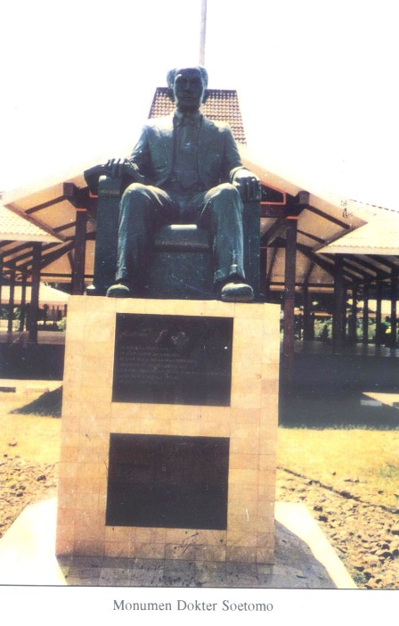 Monumen dr. Soetomo